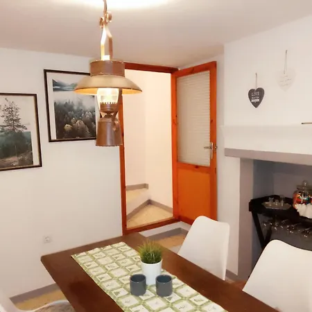 Casa Isabella Penáguila